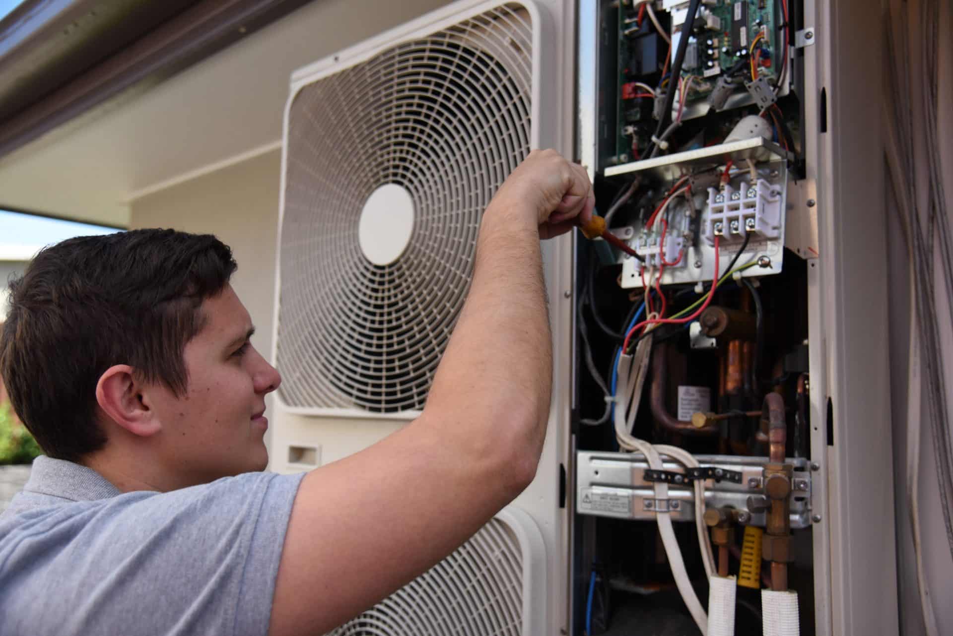 Annual ducted air conditioning service Brisbane & Gold Coast